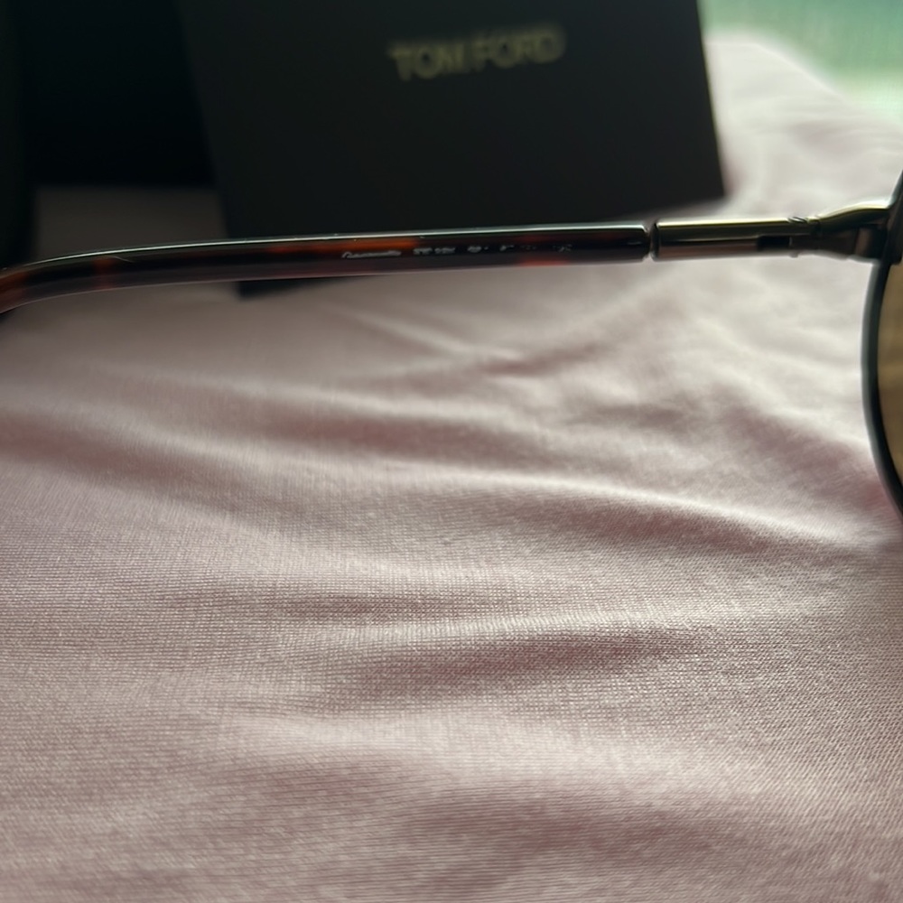 Authentic Tom Ford Sunglasses 😎 - Picture 6 of 11